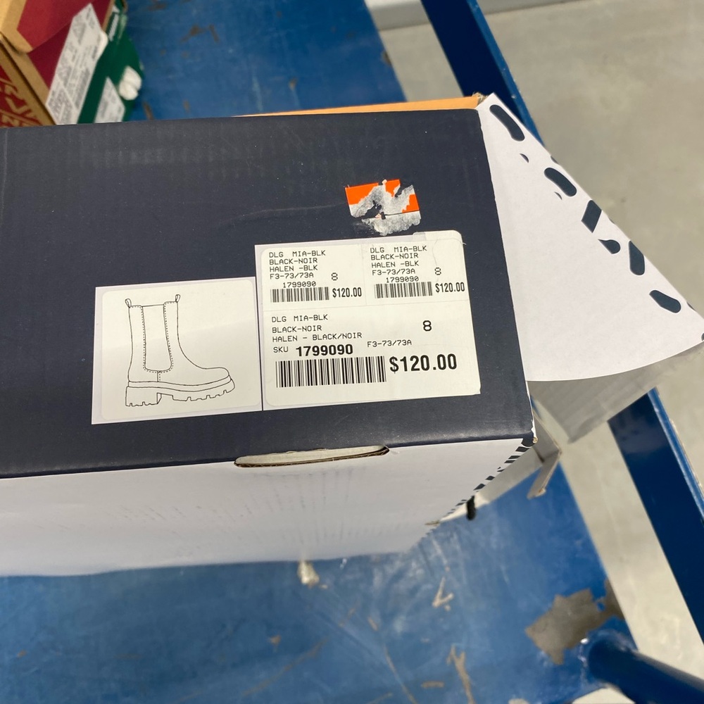 New DLG woman’s boot